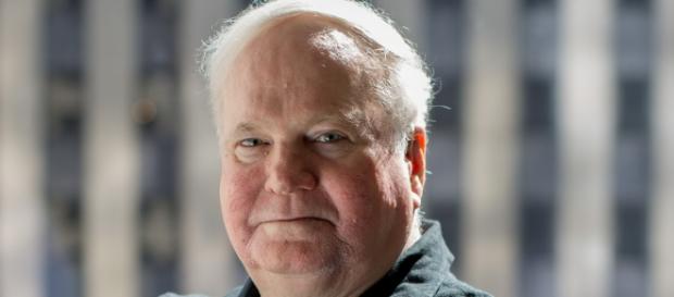 Pat Conroy retratava a vida pessoal em sua obra Pat Conroy retratava a vida pessoal em sua obra