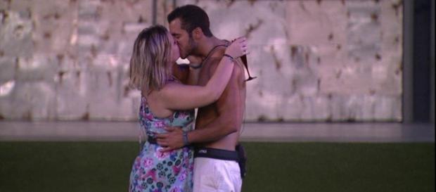 Cacau pode ter engravidado de Matheus Cacau pode ter engravidado de Matheus
