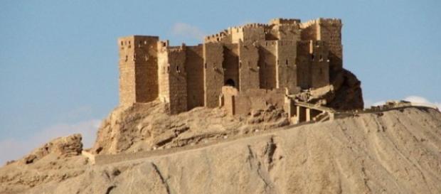 Il castello arabo di Palmira, prossimo obiettivo Il castello arabo di Palmira, prossimo obiettivo
