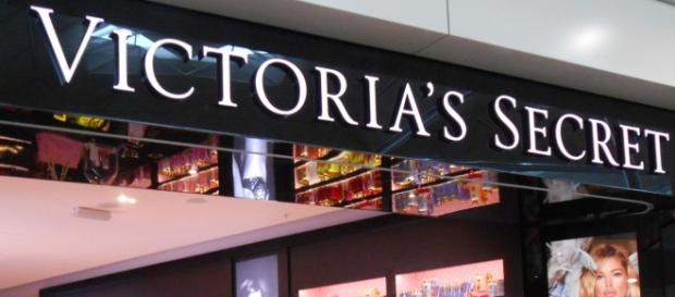 Tienda de Victoria´s Secret en un aeropuerto Tienda de Victoria´s Secret en un aeropuerto