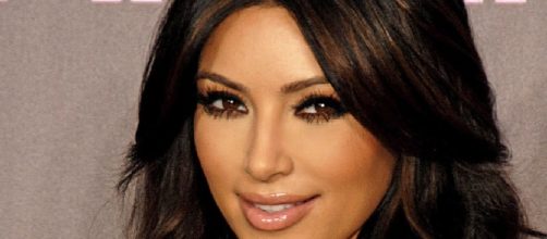 Kim Kardashian senza veli sui social