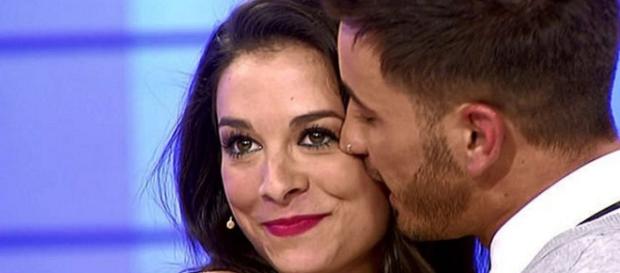 La pareja ya está viviendo su amor La pareja ya está viviendo su amor