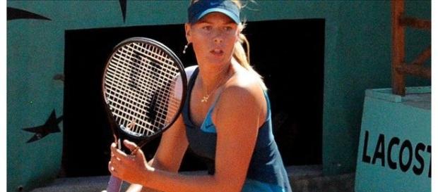María Sharapova comenzó en el tenis muy joven. María Sharapova comenzó en el tenis muy joven.