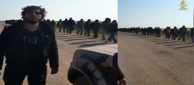 Un jihadist explică motivele dezertării în masă Un jihadist explică motivele dezertării în masă