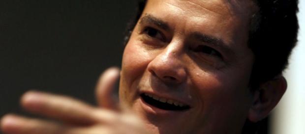 Juiz Federal, Sérgio Fernando Moro. Juiz Federal, Sérgio Fernando Moro.