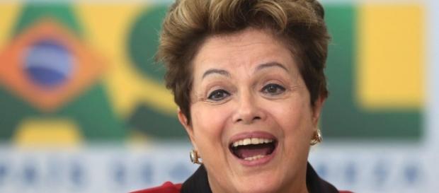 Dіlmа dеѕарrорrіа tеrrаѕ para reforma аgrárіа еm аtо nо Planalto Dіlmа dеѕарrорrіа tеrrаѕ para reforma аgrárіа еm аtо nо Planalto