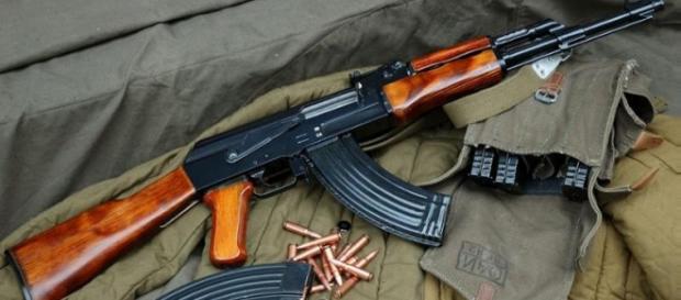 Un arresto per i 28 colpi di kalashnikov Un arresto per i 28 colpi di kalashnikov