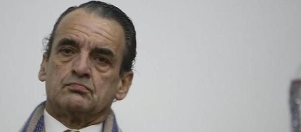Detienen a Mario Conde por presuntos delitos de blanqueo y organización criminal Detienen a Mario Conde por presuntos delitos de blanqueo y organización criminal