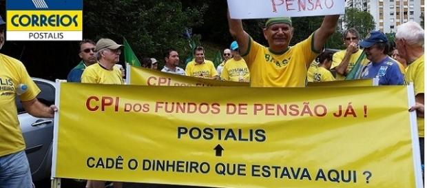 Funcionários vão arcar com prejuízo no Postalis Funcionários vão arcar com prejuízo no Postalis
