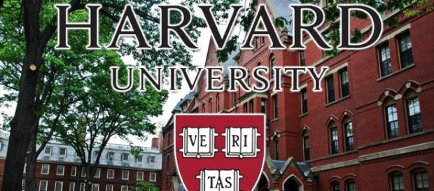 Harvard é uma das maiores universidades dos EUA. Harvard é uma das maiores universidades dos EUA.