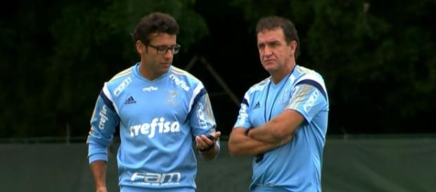 Técnico Cuca conversa com Alberto Valentim na Academia de Futebol Técnico Cuca conversa com Alberto Valentim na Academia de Futebol