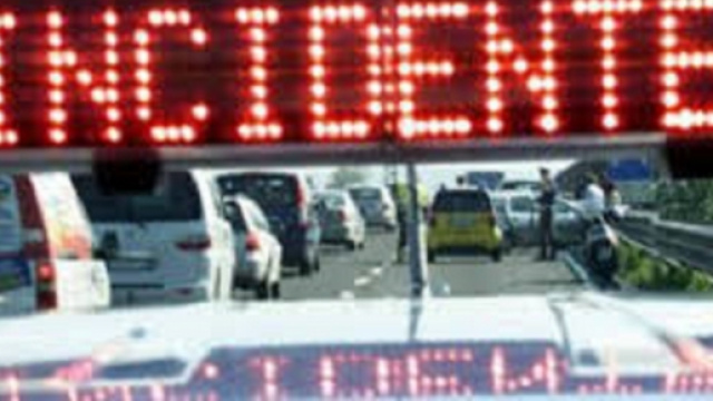 Crotone, incidente tra la ss 106 e la 107