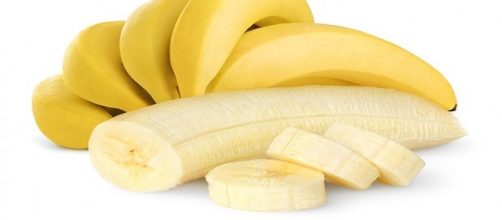 Banana assada com casca para suprir a vontade de doces