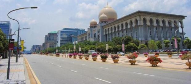 Naypyidaw, orașul construit pentru a fi capitala Birmaniei Naypyidaw, orașul construit pentru a fi capitala Birmaniei