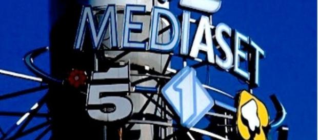 Imagen de Mediaset con logos. Flickr Imagen de Mediaset con logos. Flickr