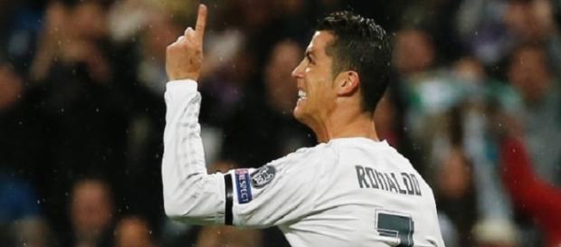 Uma noite mágica para Cristiano Ronaldo Uma noite mágica para Cristiano Ronaldo