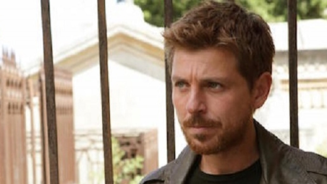 Claudio Gio&egrave; interpreta il maggiore Alessandro Luce