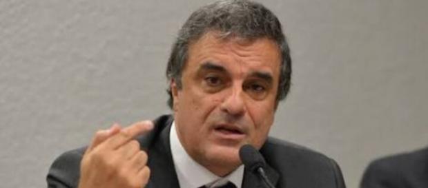 AGU pede a anulação do impeachment AGU pede a anulação do impeachment