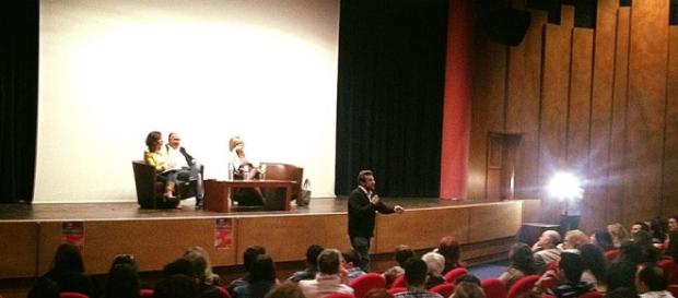 Flavio Insinna, ospite dell'Università di Salerno. Flavio Insinna, ospite dell'Università di Salerno.