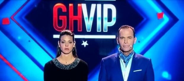 Laura Matamoros y Carlos Lozano en la final. Foto vía Twitter Laura Matamoros y Carlos Lozano en la final. Foto vía Twitter