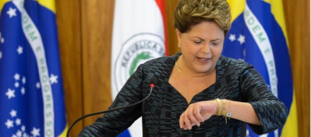 Presidente corre contra o tempo para criar uma defesa Presidente corre contra o tempo para criar uma defesa