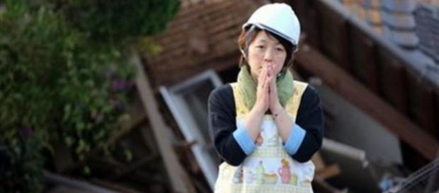 Imaginea dezastrului din Japonia după cele două cutremure Imaginea dezastrului din Japonia după cele două cutremure