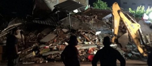 Macerie dopo il terremoto in Ecuador