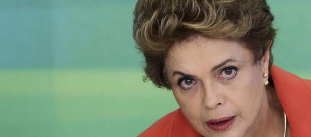 Dilma dá sinais que não vai desistir ainda Dilma dá sinais que não vai desistir ainda