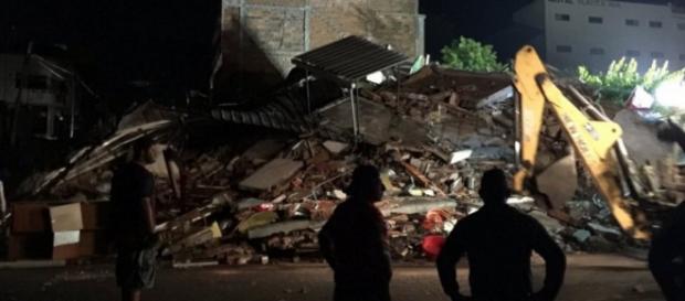 La devastazione dopo il terremoto La devastazione dopo il terremoto