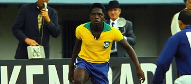 Il giovanissimo Kevin de Paula è Pelè sul grande schermo Il giovanissimo Kevin de Paula è Pelè sul grande schermo