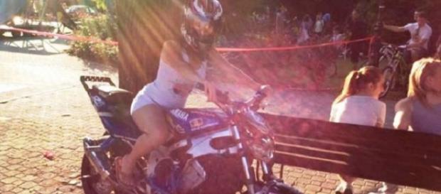 Iulia, motociclista sdrobită vineri la intrarea în Simeria Iulia, motociclista sdrobită vineri la intrarea în Simeria