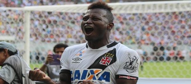 Riasco, autor do gol do título do Vasco. Riasco, autor do gol do título do Vasco.
