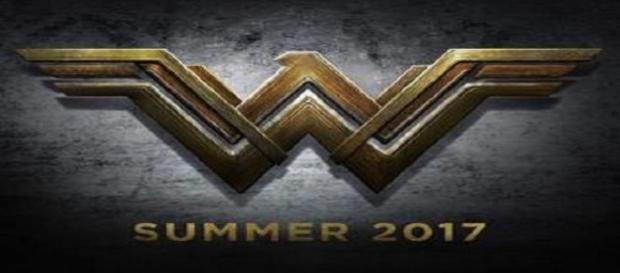 La película monográfica debut de Gal Gadot en el papel de la 'Mujer Maravilla' nos otorga nuevos detalles sobre el set de grabación y sus integrantes La película monográfica debut de Gal Gadot en el papel de la 'Mujer Maravilla' nos otorga nuevos detalles sobre el set de grabación y sus integrantes