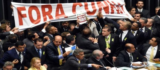 Cenário conturbado decide futuro da nação Cenário conturbado decide futuro da nação