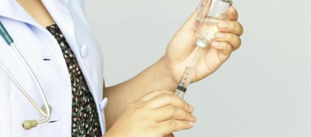 Allarme Meningite da Meningococco in Italia, 100 persone a rischio Allarme Meningite da Meningococco in Italia, 100 persone a rischio