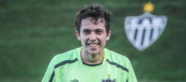 Bernard em treino na Cidade do Galo. Bernard em treino na Cidade do Galo.