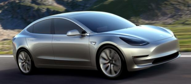 El nuevo coche eléctrico Tesla Model 3, previsto para llegar al mercado a finales del 2017 El nuevo coche eléctrico Tesla Model 3, previsto para llegar al mercado a finales del 2017