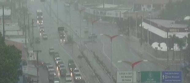 Fortaleza teve a maior precipitacão desde o começo do ano Fortaleza teve a maior precipitacão desde o começo do ano