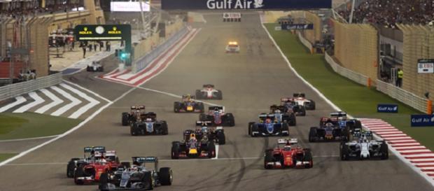 Salida en el GP de Bahréin en 2015 Salida en el GP de Bahréin en 2015