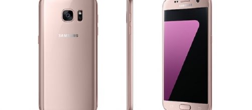 Il Samsung Galaxy s7 nella colorazione oro rosa