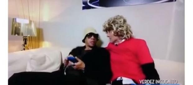 Nouveau dérapage dans Touche pas à mon poste, Joey Starr gifle Gilles Verdez. Nouveau dérapage dans Touche pas à mon poste, Joey Starr gifle Gilles Verdez.