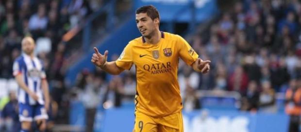 Suárez contra Deportivo La Coruña Suárez contra Deportivo La Coruña