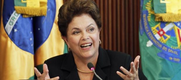 Presidente Dilma Rousseff, atualmente passando pelo processo de impeachment. Presidente Dilma Rousseff, atualmente passando pelo processo de impeachment.