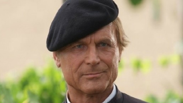 Terence Hill, protagonista di Don Matteo