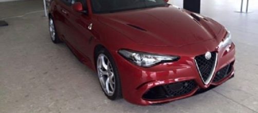 Alfa Romeo Giulia Quadrifoglio verde: nuove foto dal Motor Village di Arese