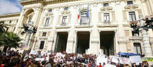 Ultime notizie scuola, venerdì 22 aprile 2016