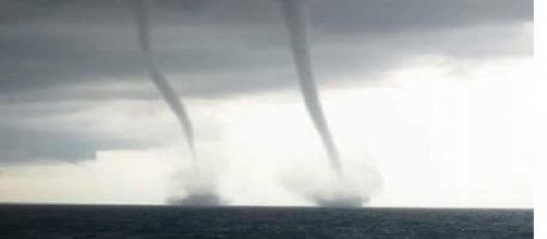 Una tromba d'aria sul Salento nell'estate scorsa.