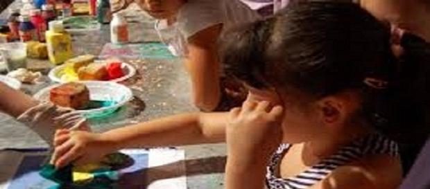 Bambini maltrattati da una maestra a Rimini Bambini maltrattati da una maestra a Rimini
