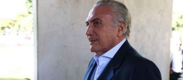 Michel Temer é o presidente em exercício Michel Temer é o presidente em exercício