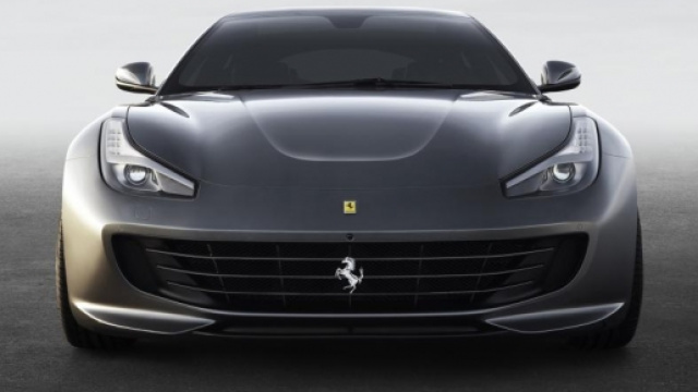 Ecco la nuova Ferrari GTC4 lusso
